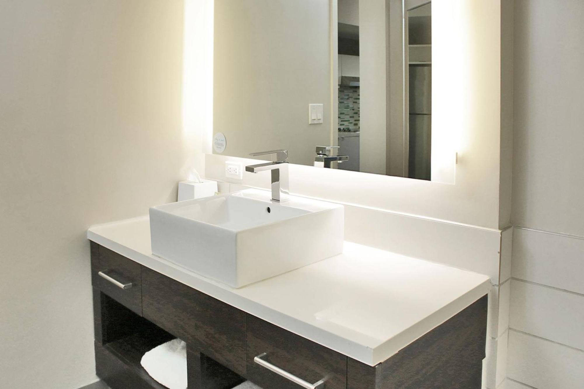 Hotel Element Miami Doral à Sweetwater Extérieur photo