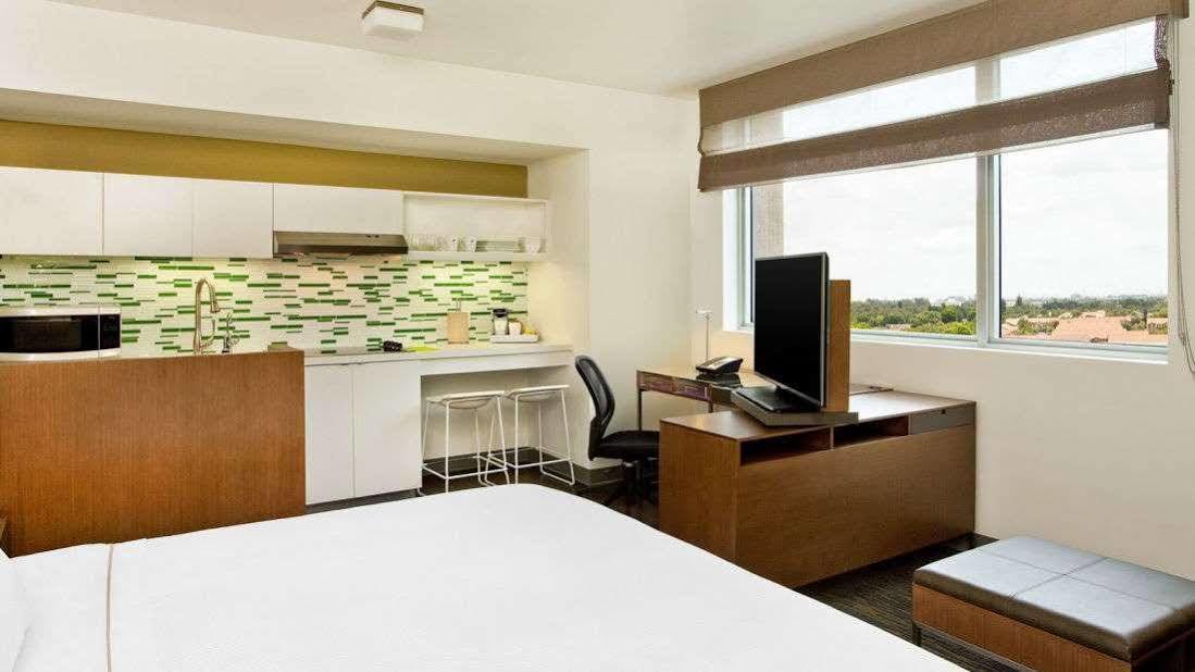 Hotel Element Miami Doral à Sweetwater Extérieur photo